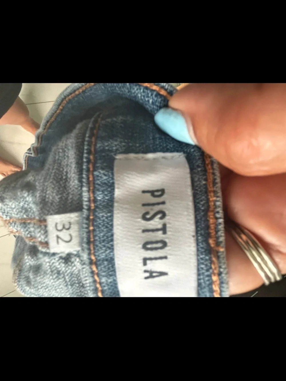 pistola light blue